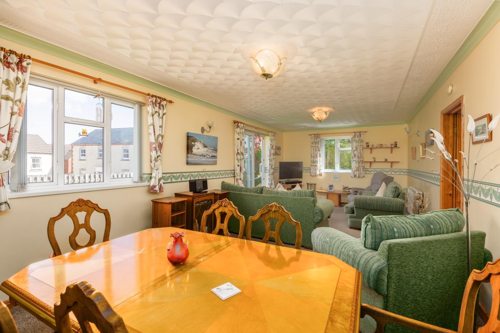 Rossers Field, Mumbles, Swansea, SA3 4JQ